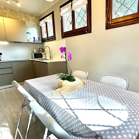 Diamante 아파트 메체그라